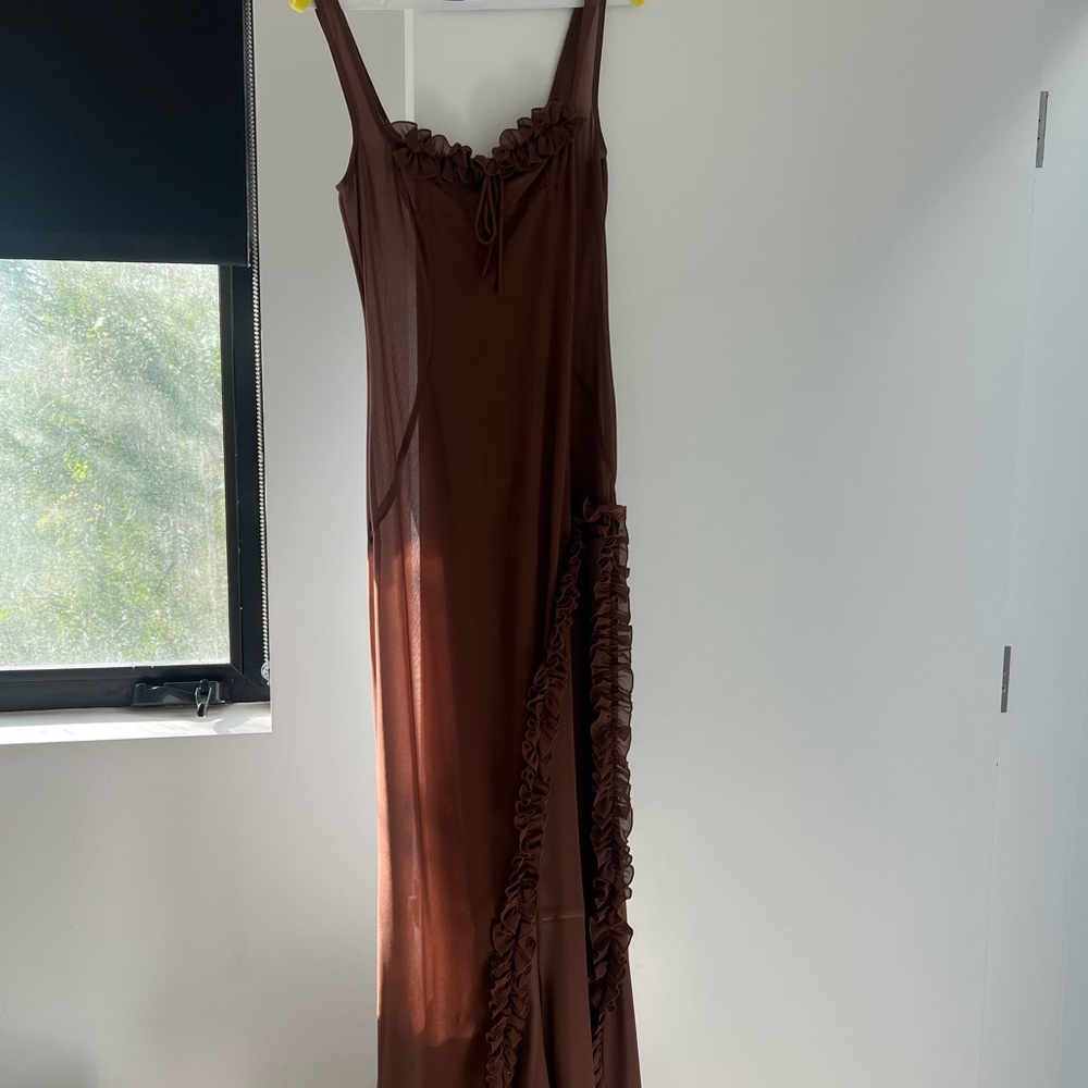 Helsa Ruffle Dress in Chocolate - Picture 6 of 7